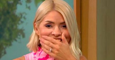 Holly Willoughby pleads 'don't leave me alone' as she makes blunder live on This Morning