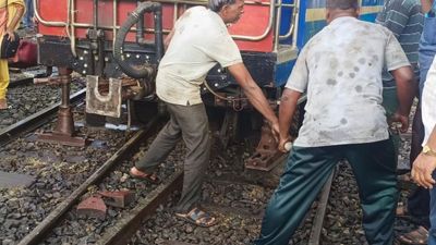 NMR train derails near Coonoor