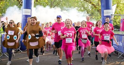 Dame Deborah James' proud family join poo emoji-clad Lorraine Kelly for Race For Life