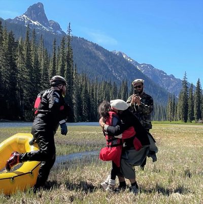 10-year-old girl survives 24 hours in ‘rugged and remote’ Cascade mountains