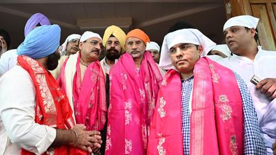 Jaishankar kicks off BJP’s outreach bid, woos Sikhs