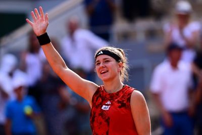 Muchova shocks Sabalenka to reach French Open final, Swiatek eyes title