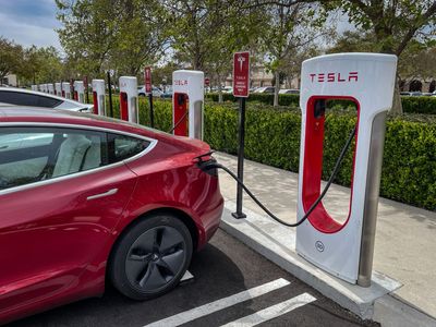 Tesla owners can now dread GM drivers piling into Supercharger stations, too