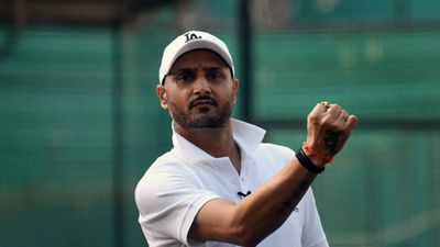 India need to play fearlessly to win titles: Harbhajan Singh