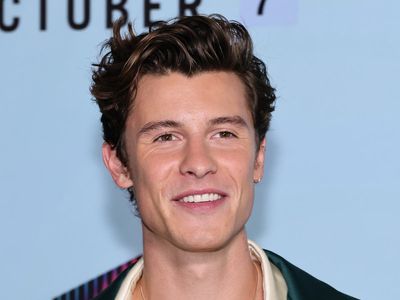 Shawn Mendes fans call out singer’s ‘unnecessary’ artwork for new ‘wildfire’ single