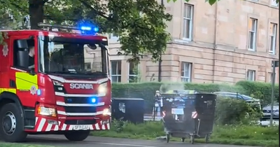 Edinburgh locals issued wildfire warning as fire engine descends upon Meadows