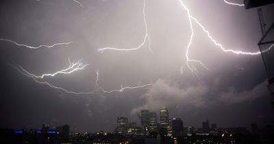 Thunderstorms warning this weekend - map shows where will be hit by thunder and lightning