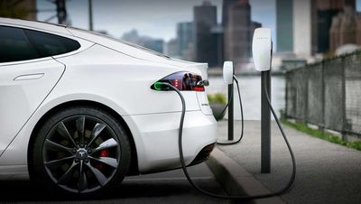 Tesla Stock Leaps On GM Charging Deal. Analyst Calls Move 'Game, Set, Match' For Market Control.