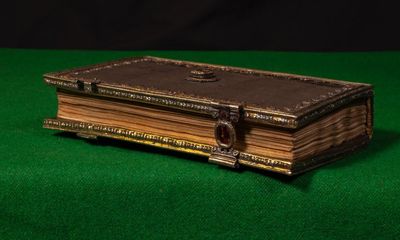 Hever Castle to display 16th-century prayer book believed to be Thomas Cromwell’s from Holbein portrait
