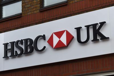 HSBC UK reopens broker channel for mortgages