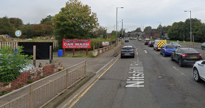 Man rushed to hospital as Glasgow police investigate street attack