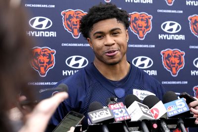 NFL legend surprises Bears rookie Tyler Scott with thoughtful video message