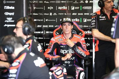 Espargaro left with injured heel in bicycle crash while on phone