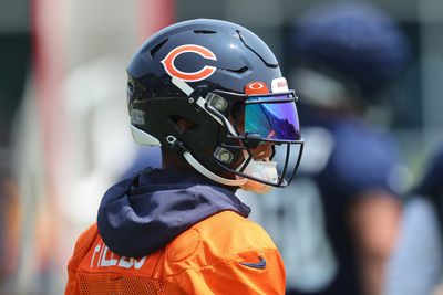 Michael Vick visits with Bears QB Justin Fields at Halas Hall