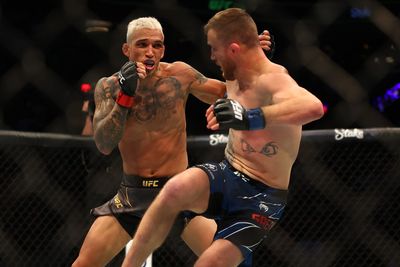 Alexander Volkanovski expects Charles Oliveira to ‘come swinging’ at UFC 289, sees value in TKO victory bet
