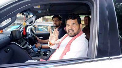 Woman coach alleges she was slapped by male coach of one of complainants against Brij Bhushan Sharan Singh at wrestling trials