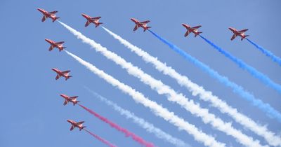 Red Arrows displays TODAY - see where RAF team will fly in interactive map