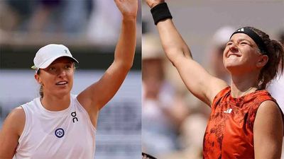 French Open: Giant-killer Muchova up against Swiatek