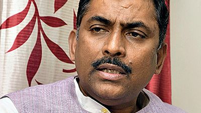 No leadership crisis in BJP, says Muralidhar Rao