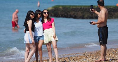 Temperature in UK hits 30C for the first time this year