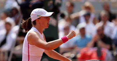 Iga Swiatek beats Karolina Muchova to win French Open after thrilling final