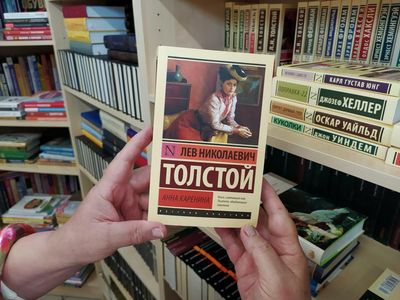 Dilemma for UK authors as Russia offers huge sums for escapist fiction