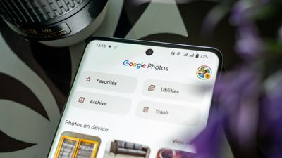 Google Photos can recognize people's faces in photos where there are none