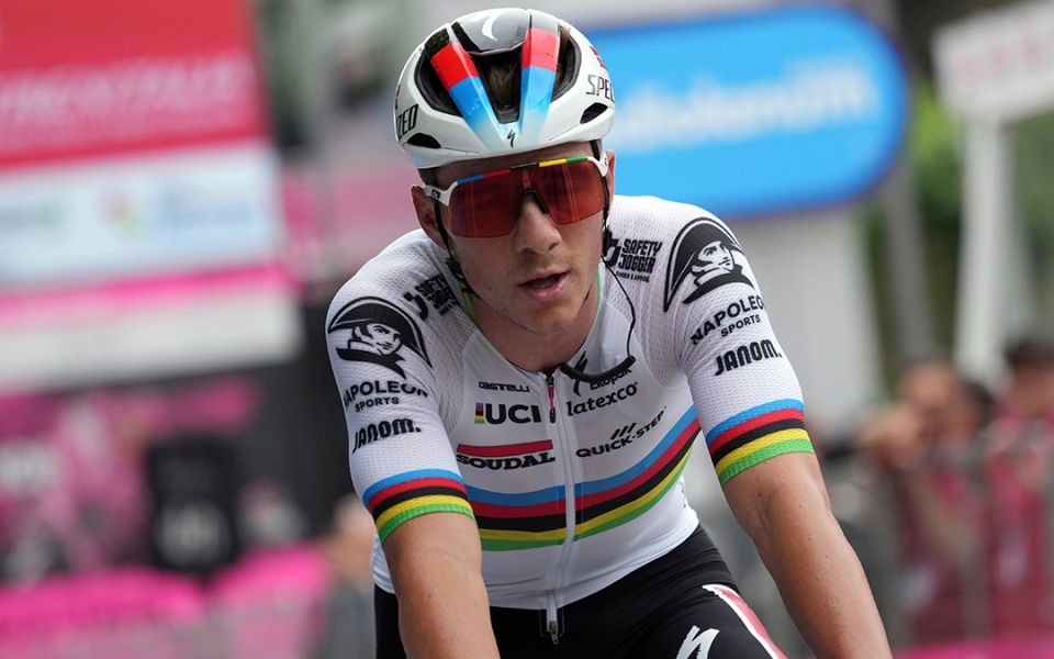 World champion Remco Evenepoel won’t start at Tour de…