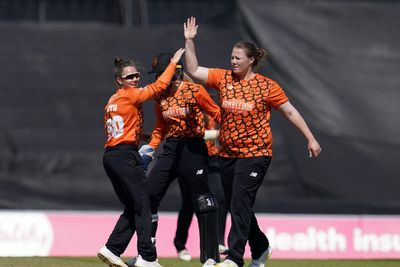 World Cup winner Anya Shrubsole to retire after playing in The Hundred