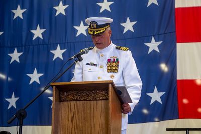 Nicholasville native tapped to command Navy's Amphibious Squadron 5