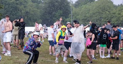 The moment a thunder storm struck Heaton Park as all music halted