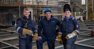 Private sector expansion slows as manufacturing output falls