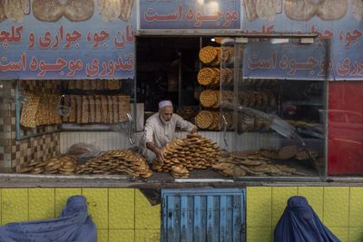 Food safety standards save lives