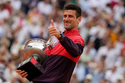 Novak Djokovic returns to ATP No. 1 with his 23rd Slam title; Iga Swiatek stays at WTA No. 1
