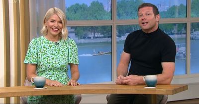 Dermot O'Leary confirms length of This Morning stint with Holly Willoughby as viewers thrown minutes in