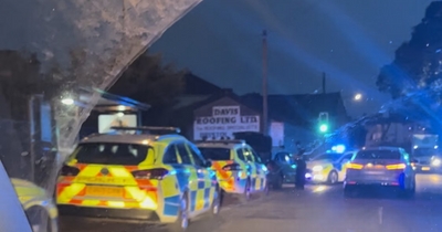 Police flock to Bristol street after reports of men carrying baseball bats