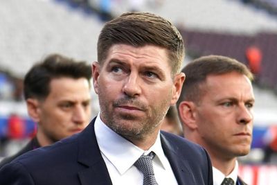 Steven Gerrard next management job teased as Rangers hero pictured at airport