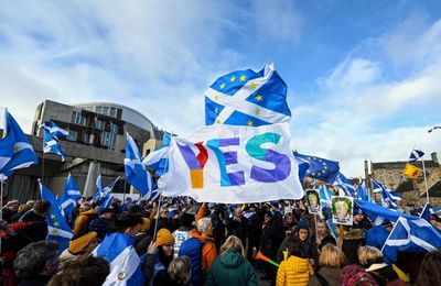 New poll puts independence ahead as just over one-third of Scots back No