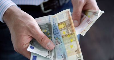 Social welfare Ireland: How to apply for bonus €100 cost of living payment due in weeks