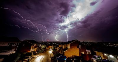 Ireland lightning tracker LIVE: Thunderstorm map tracks next strikes amid ominous Met Eireann alert