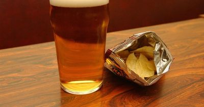 American wowed by 'really kind' British pub crisp tradition in heartfelt TikTok