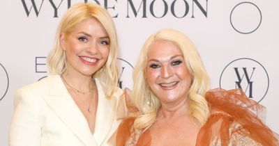Holly Willoughby's text to Vanessa Feltz amid Phillip Schofield's This Morning drama