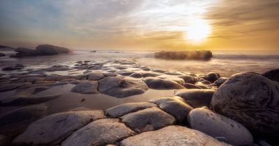 You can get brilliant pizza by a Welsh beach as you watch gorgeous sunsets