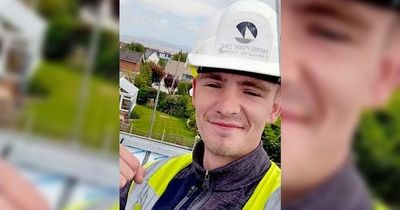 Roofer lost for words after answering his phone on top of house