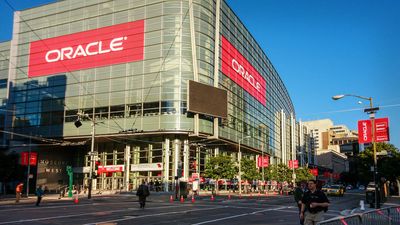Oracle Stock Touches Record as AI Bets Drive Earnings and Outlook