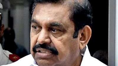 Palaniswami, Panneerselvam oppose common counselling for medical courses