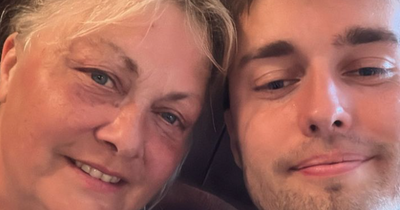 Sam Fender celebrates St James' gigs with his mam and gran after epic Newcastle weekend