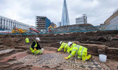 ‘Astonishing’ Roman tomb unearthed near London Bridge station