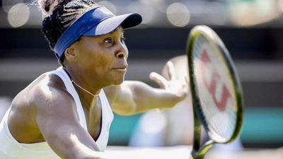 On comeback, Venus Williams fades against teenager Celine Naef