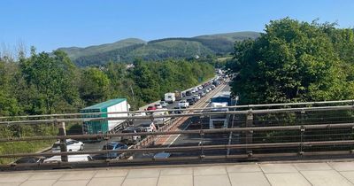 Two Edinburgh motorists taken to hospital as drivers seen 'leaving cars' due to crash